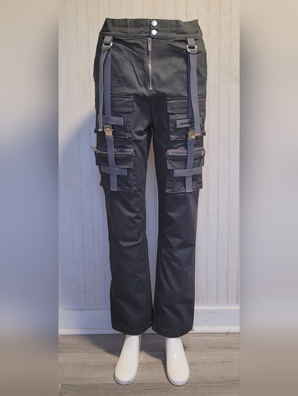 Maniere De Voir Dark Gray Strap Detail Buckle Cargo Pants EUC Size 12